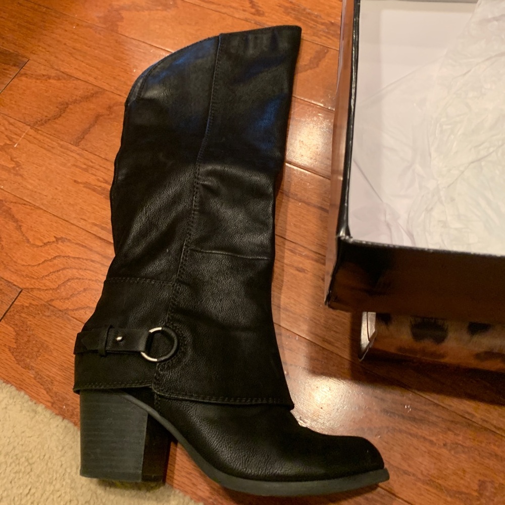 Fergalicious black boots